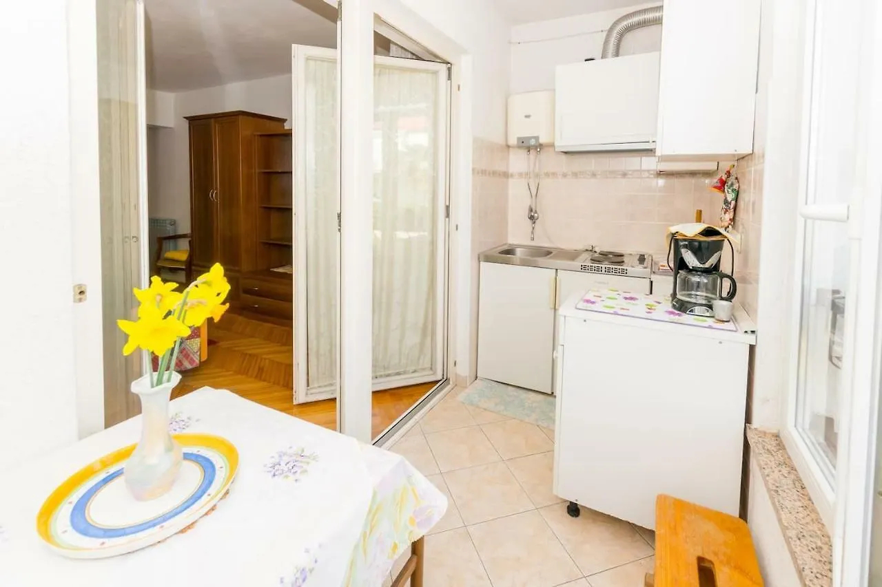Pleasant Apartment Korenic In Unique City Of ロヴィニ クロアチア